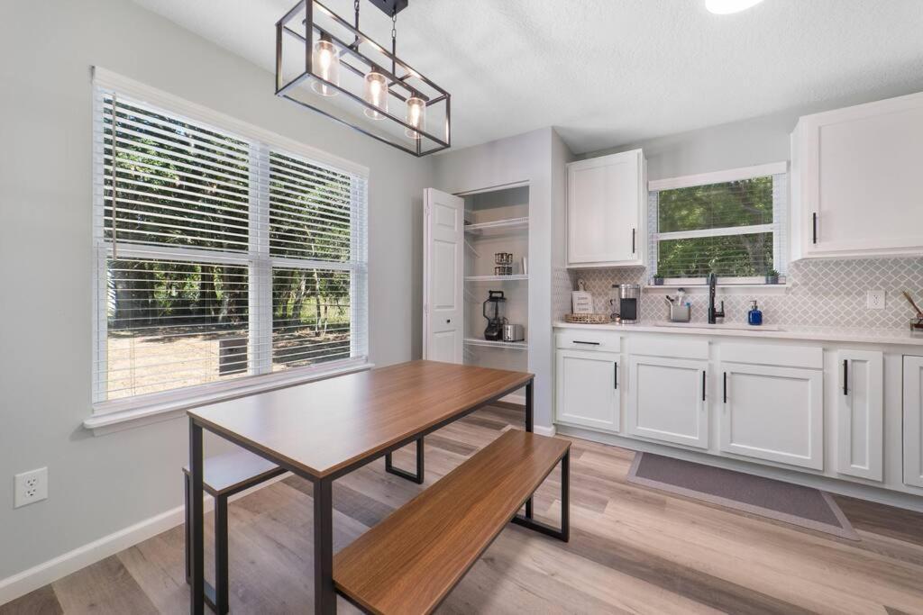 New Modern Bungalow Close To Downtown! Fully Fenced Yard St. Augustine Eksteriør bilde