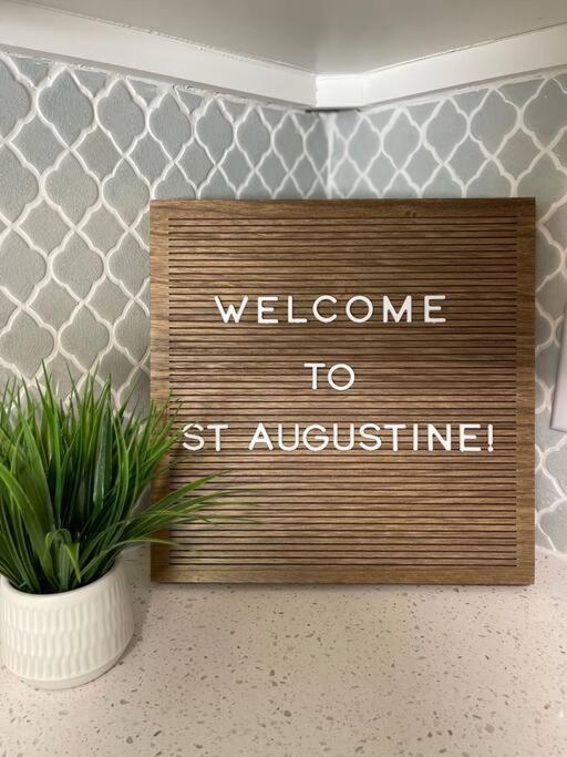 New Modern Bungalow Close To Downtown! Fully Fenced Yard St. Augustine Eksteriør bilde