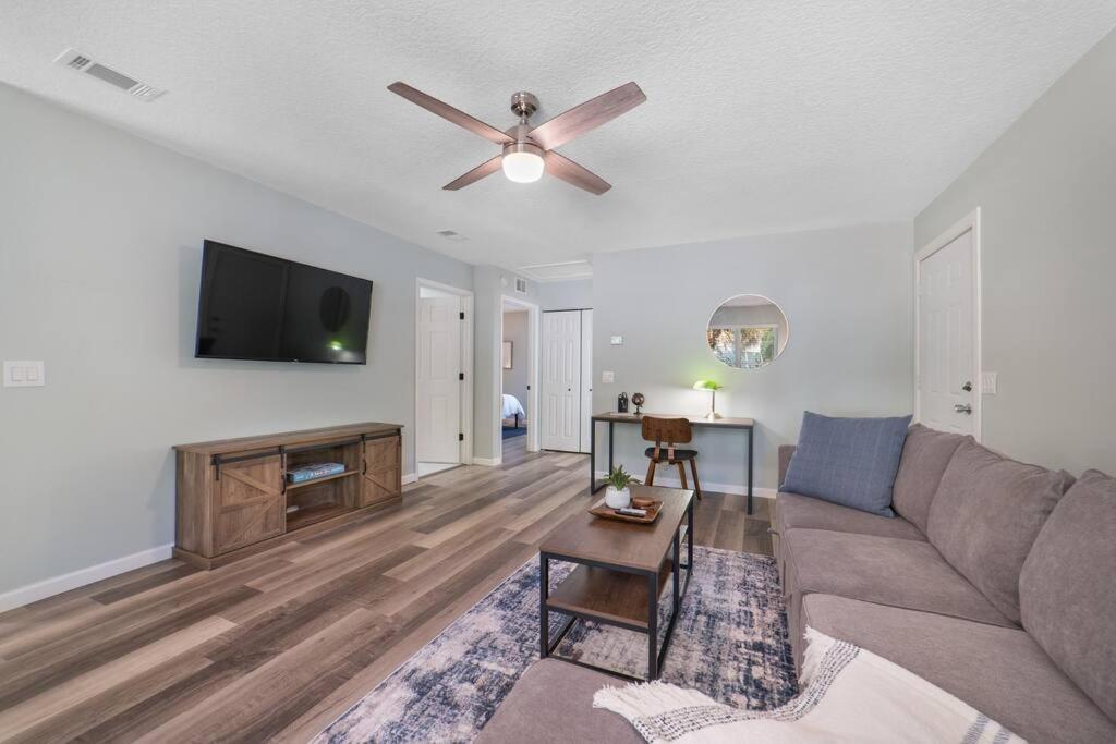 New Modern Bungalow Close To Downtown! Fully Fenced Yard St. Augustine Eksteriør bilde